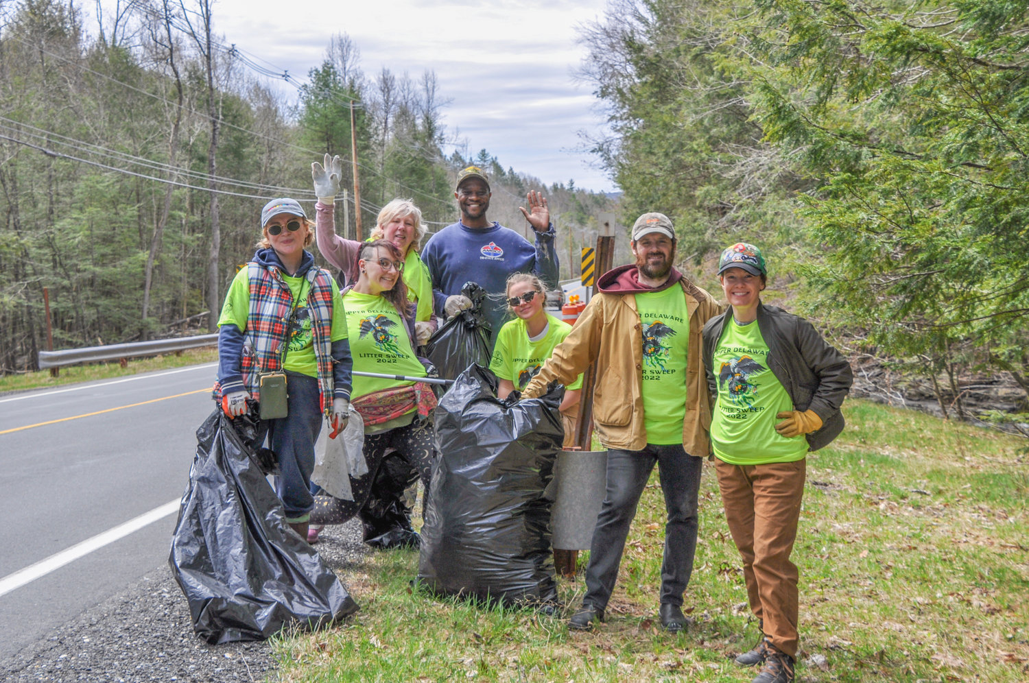 On my way to the Delaware River region litter sweep event last Saturday, I ran into this hard-working group of volunteers plucking trash off the road on Route 55 between Eldred and Barryville.